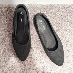 Vivaia Women's Black Tamia Walker Almond Toe Ballet Flats Size 35.5 / 5.5